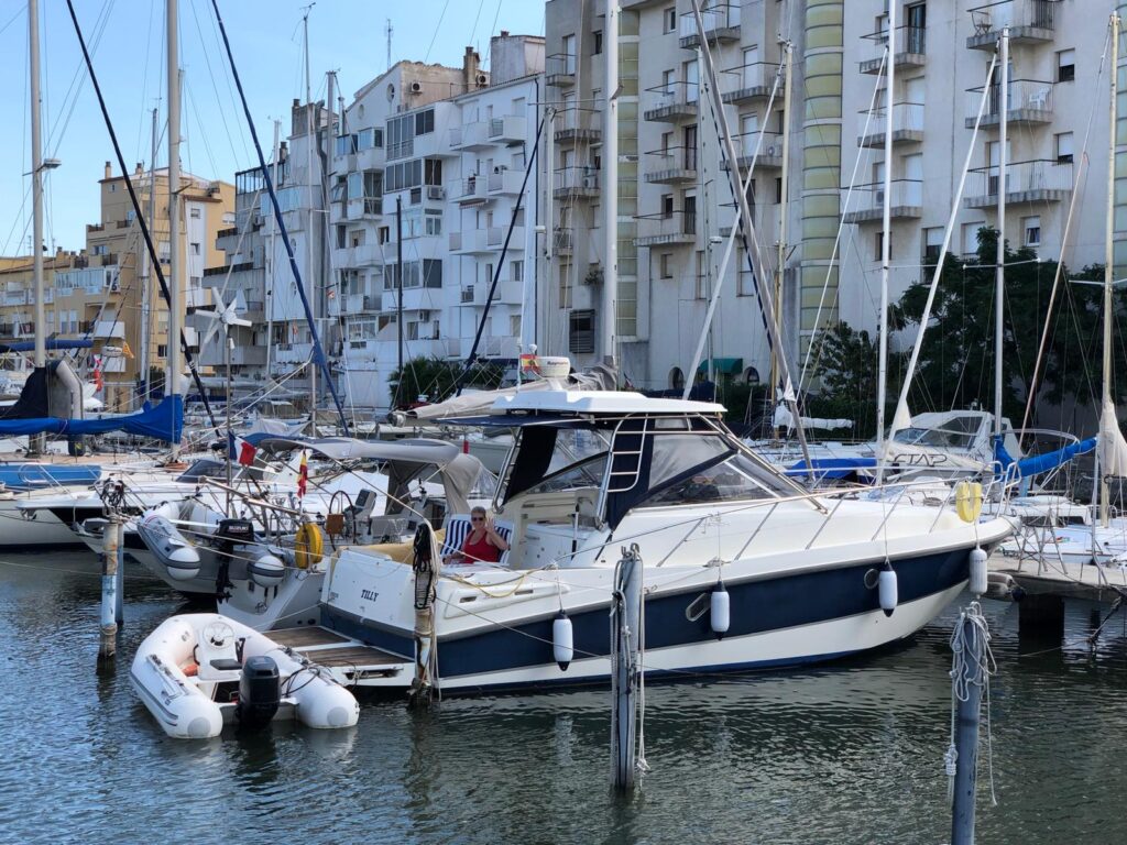 elican 32 cranchi Empuriabrava