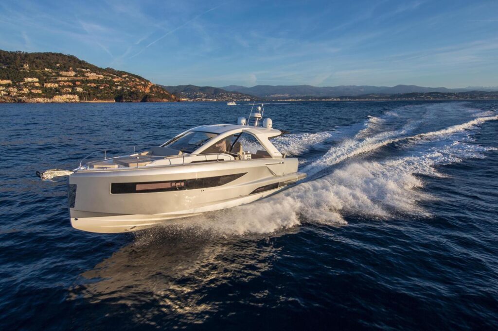 Jeanneau DB 37 en navigation Empuriabrava