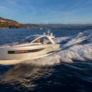 Jeanneau DB 37 en navigation Empuriabrava