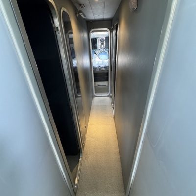11 Ferretti 52 Altura couloir