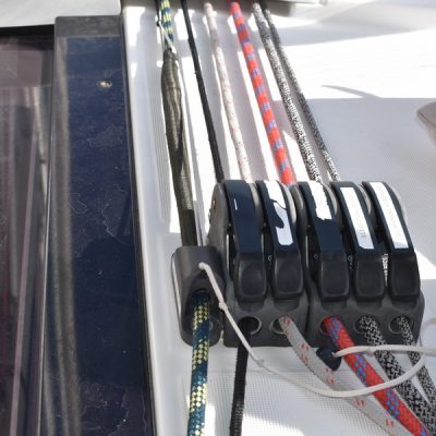 11 - OCEANIS 45 - BENETEAU - PIANO - bloquers - spinlock empuriabrava