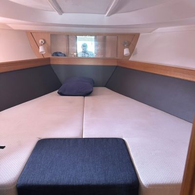 Bavaria 35 Sport Cabine avant Empuriabrava