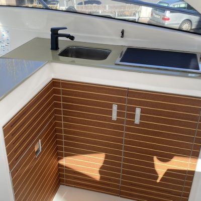 Sessa C 38 cuisine extérieure Empuriabrava