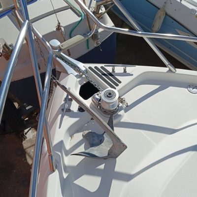 pelican 32 cranchi pont avant Empuriabrava