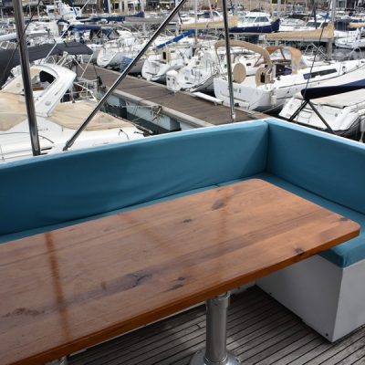 15.2 GRAND BANKS 42 SALON FLY