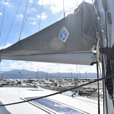 Fountaine Pajot isla 40 vue bôme Fountaine Pajot isla 40 vue arrière babord Empuriabrava