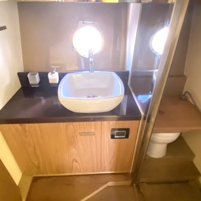 Sessa C 38 salle de bain Empuriabrava