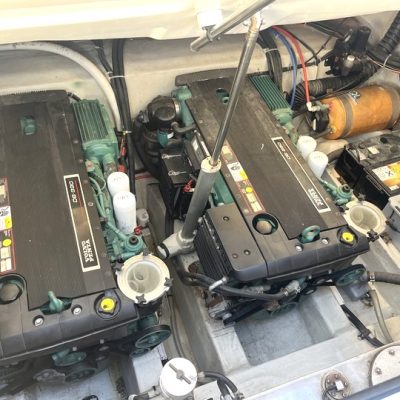 Bavaria 37 moteurs Empuriabrava