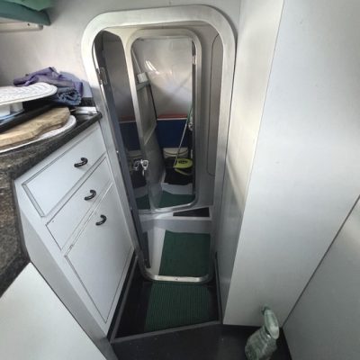 17 Ferretti 52 Altura cabine