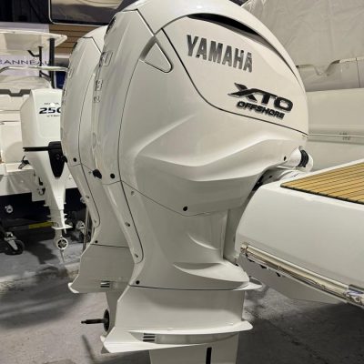 Jeanneau DB 37 moteurs Empuriabrava