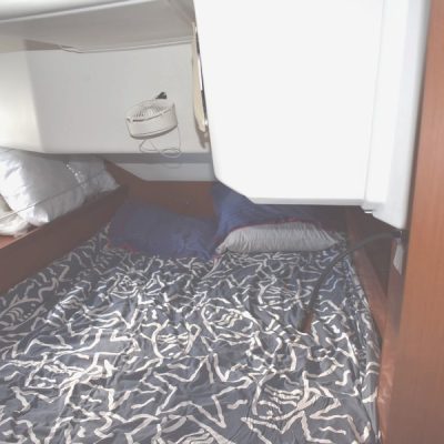 19 - OCEANIS 45 - BENETEAU - cabine tribord empuriabrava