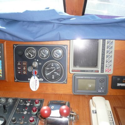 20 Edership 60 poste de pilotage intérieur