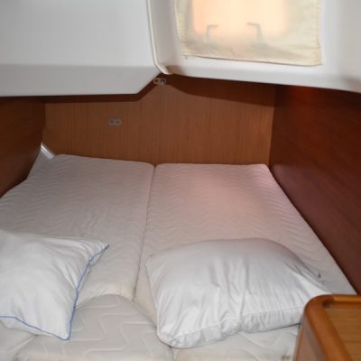 Jeanneau Sun Odyssey 49.1 cabine arrière Empuriabrava