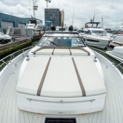 2024-sunseeker-superhawk-55-power-9427111-20240613035055276-1_XLARGE