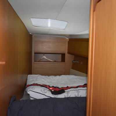 Jeanneau Sun Odyssey 49.1 cabine avant Empuriabrava
