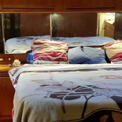 23 Edership 60 cabine invité