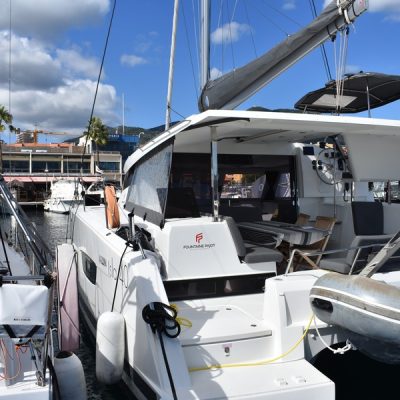 Fountaine Pajot isla 40 vue arrière babord Empuriabrava.