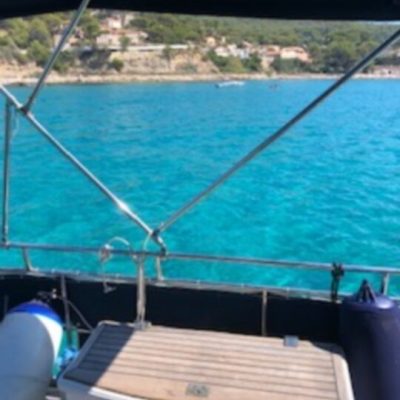 3 GRAND BANKS 42 VUE ARIERRE FLY