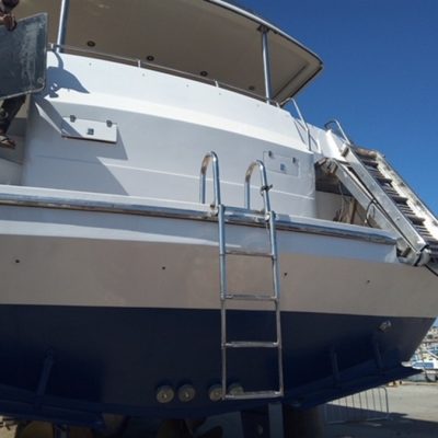 Kha Shing Monte Fino 75 vue arrière Empuriabrava