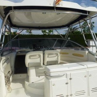 pelican 32 cranchi vue cockpit Empuriabrava