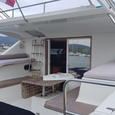 EUPHORIE 40 - JEANTOT - vue cockpit Empuriabrava