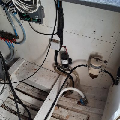 AMIRA - CURTIS LOOE - cale Empuriabrava