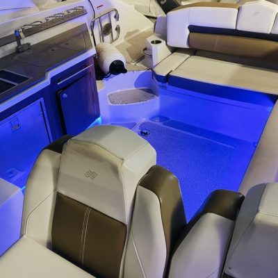 Four winns H 350 salon arrière Empuriabrava