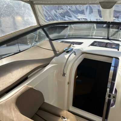 Bavaria 35 Sport banquette Empuriabrava