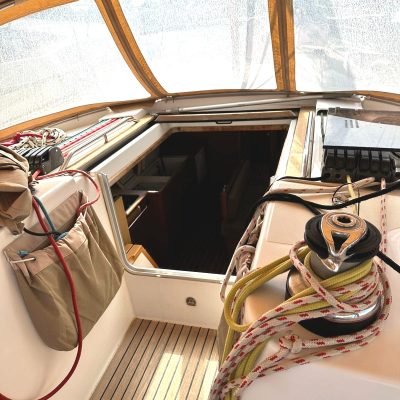 Jeanneau Sun Odyssey 49.1 winch Empuriabrava